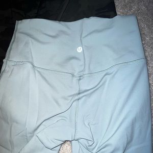 Light blue lulu leggings